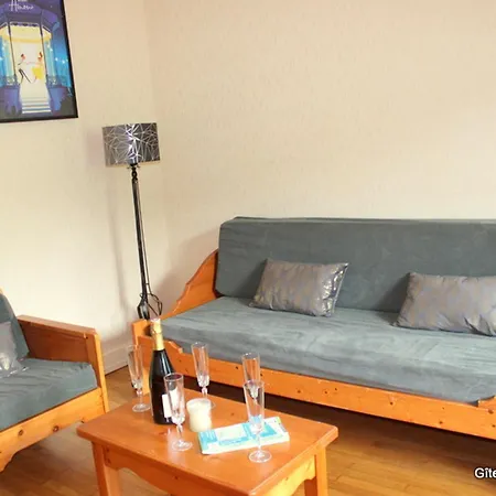 Chez Mamie Avec Jardin Et Terrasse, Proche Vichy - Fr-1-489-332