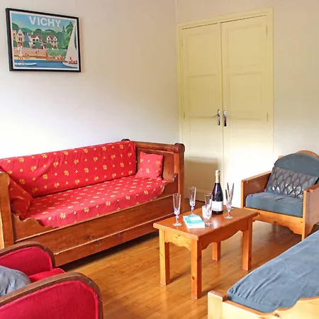 Chez Mamie Avec Jardin Et Terrasse, Proche Vichy - Fr-1-489-332