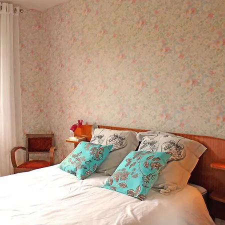 Σπίτι διακοπών Chez Mamie Avec Jardin Et Terrasse, Proche Vichy - Fr-1-489-332