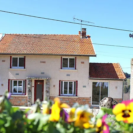 Σπίτι διακοπών Chez Mamie Avec Jardin Et Terrasse, Proche Vichy - Fr-1-489-332 Lavoine