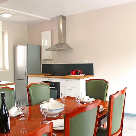 Chez Mamie Avec Jardin Et Terrasse, Proche Vichy - Fr-1-489-332 Vakantiehuis Lavoine