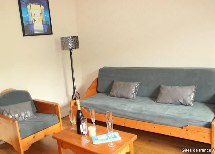 Chez Mamie Avec Jardin Et Terrasse, Proche Vichy - Fr-1-489-332