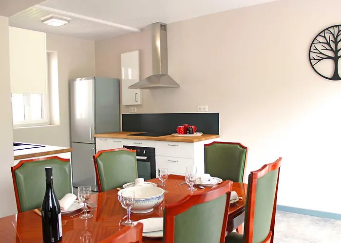 Chez Mamie Avec Jardin Et Terrasse, Proche Vichy - Fr-1-489-332 Дом отдыха Lavoine